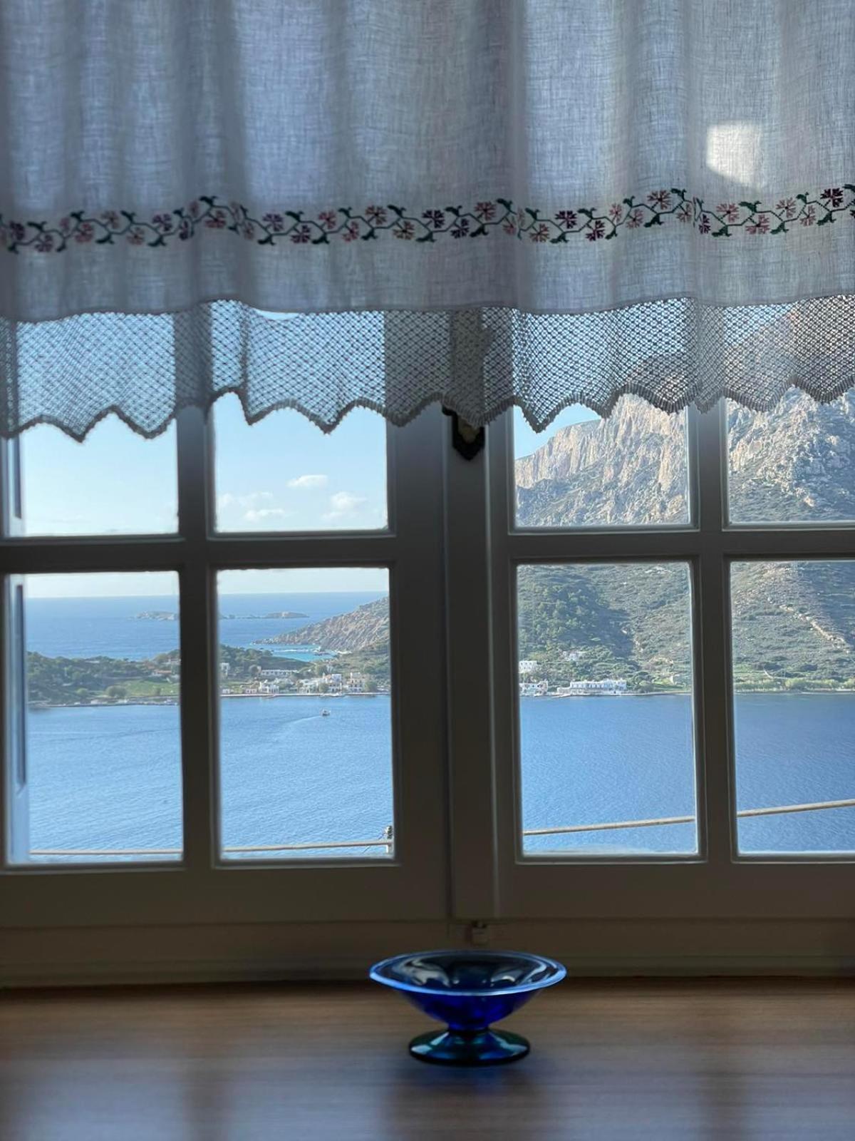 Villa Next To The Sea!! Myrties Exterior foto